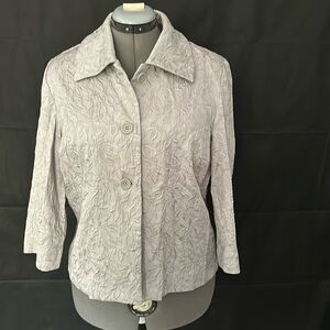 Silver floral texture 3/4 sleeve blazer
